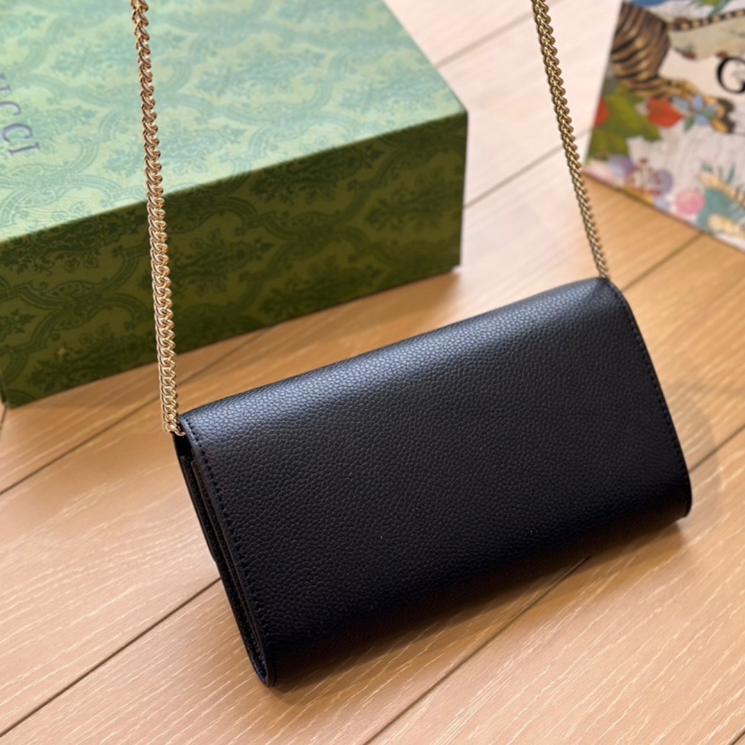 GG ICON GG INTERLOCKING WALLET ON CHAIN CROSSBODY BAG BLACK 21CM 615523 CAO0G 1000