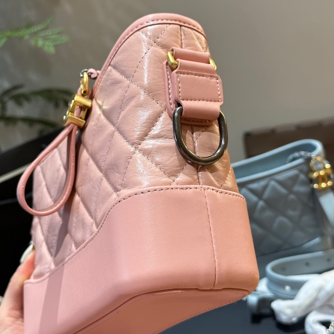 CC GABRIELLE SMALL HOBO BAG POWDER PINK 20CM