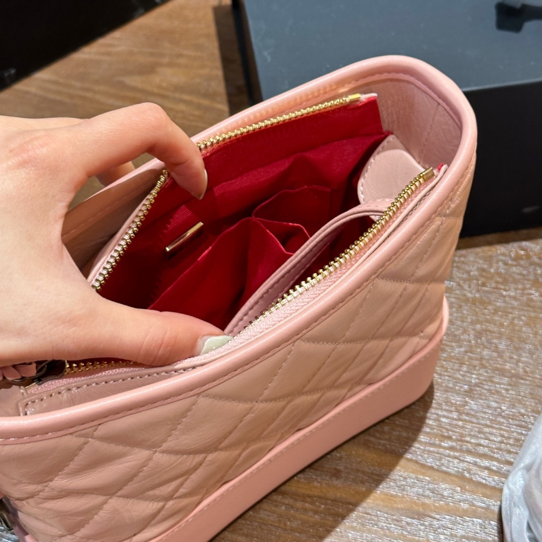 CC GABRIELLE SMALL HOBO BAG POWDER PINK 20CM