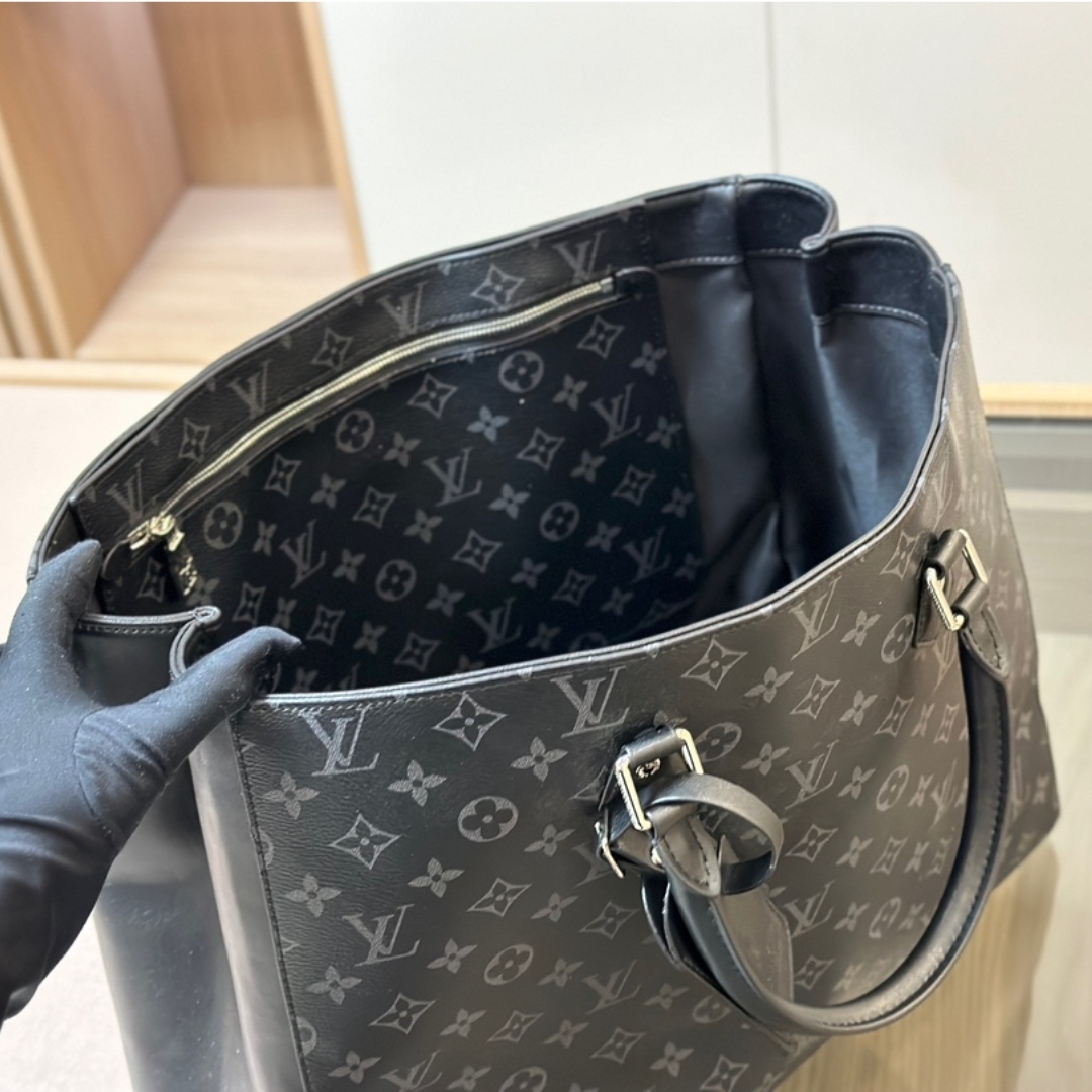 LV MONOGRAM ECLIPSE GRAND SAC TOTE BLACK 33CM