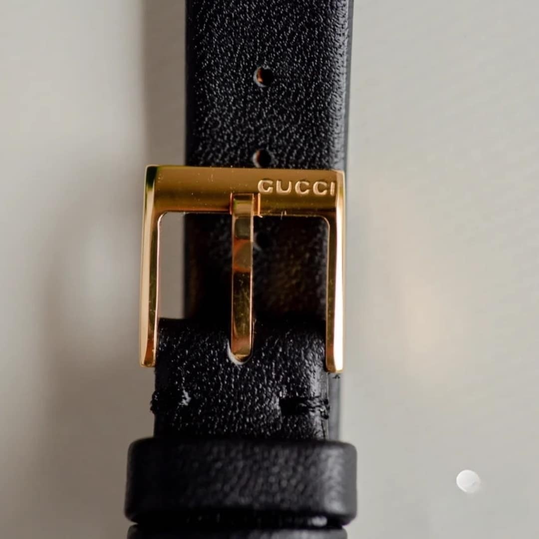 GUCCI DIAMANTISSIMA STEEL WATCH WITH BLACK LEATHER STRAP 27MM YA141505