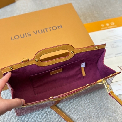 LV MONOGRAM VERNIS ROXBURY DRIVE HANDBAG RED 33CM