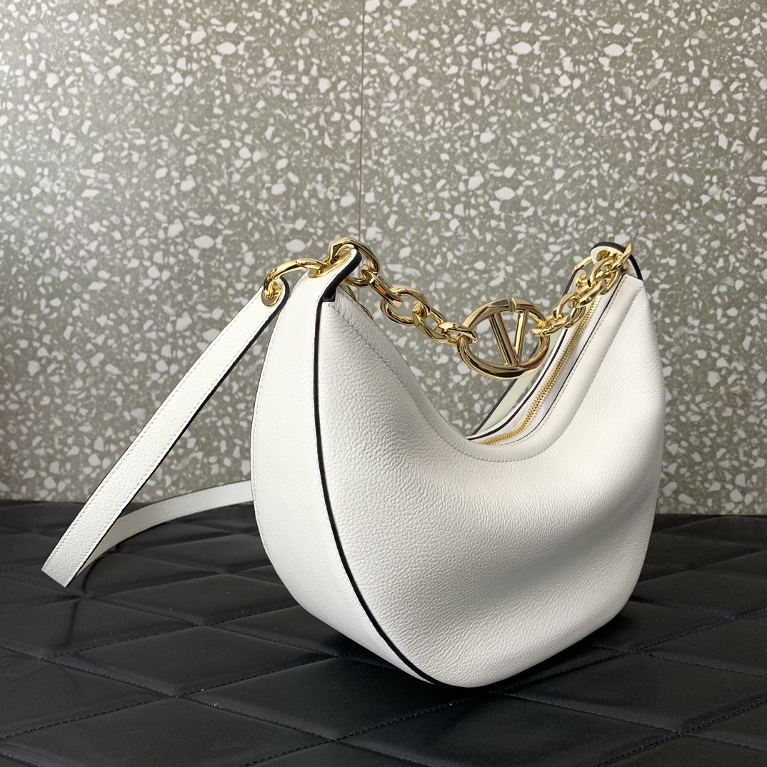 valen GARAVANI SMALL VLOGO MOON HOBO BAG IN GRAINY CALFSKIN WITH CHAIN WHITE 29CM 4W2B0N08JDK 098