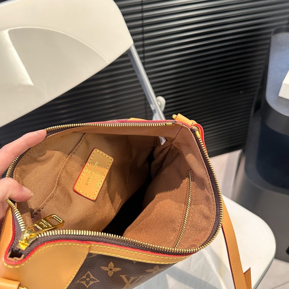 LV  MONOGRAM CANVAS ODEON PM BAG BROWN 29CM