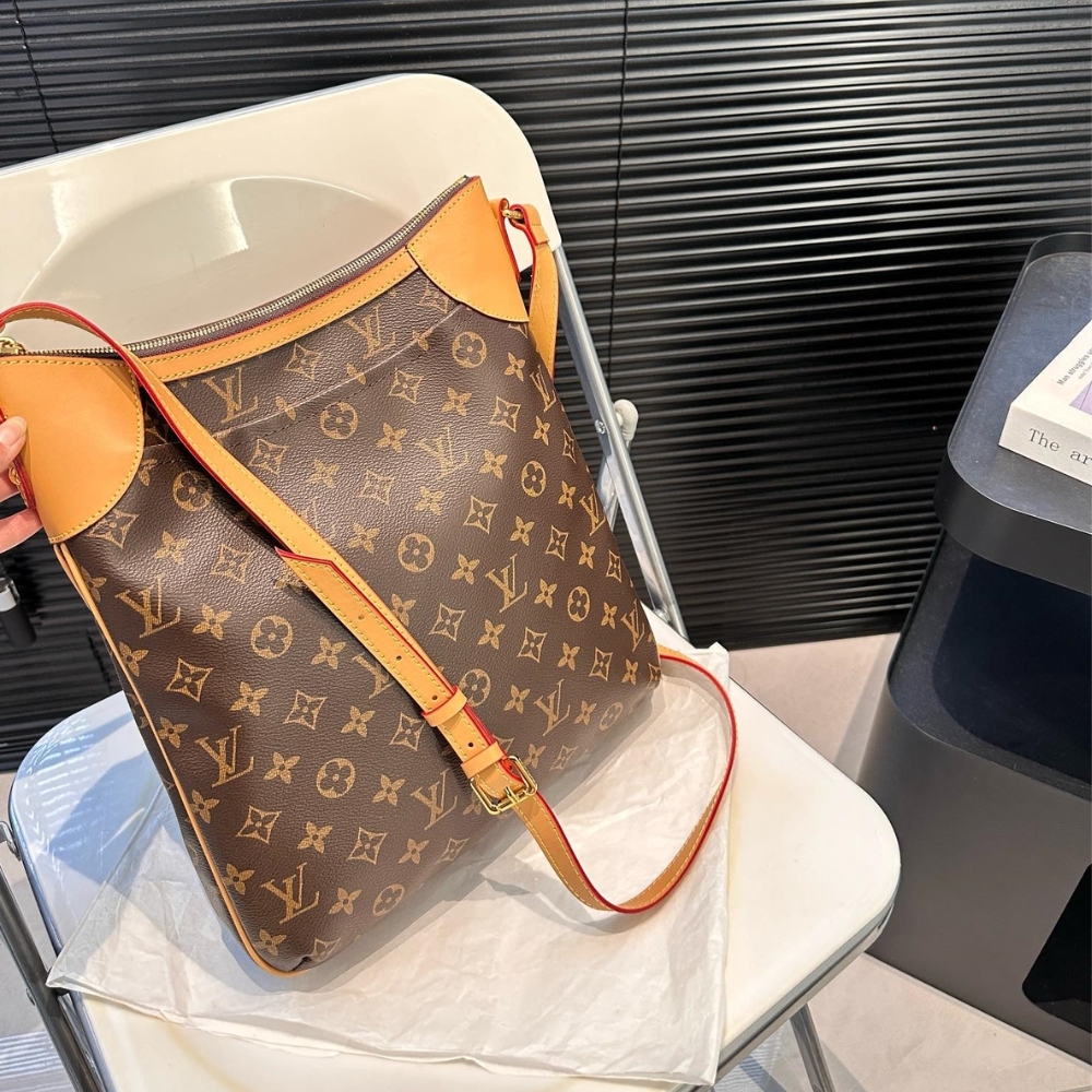 LV  MONOGRAM CANVAS ODEON PM BAG BROWN 29CM