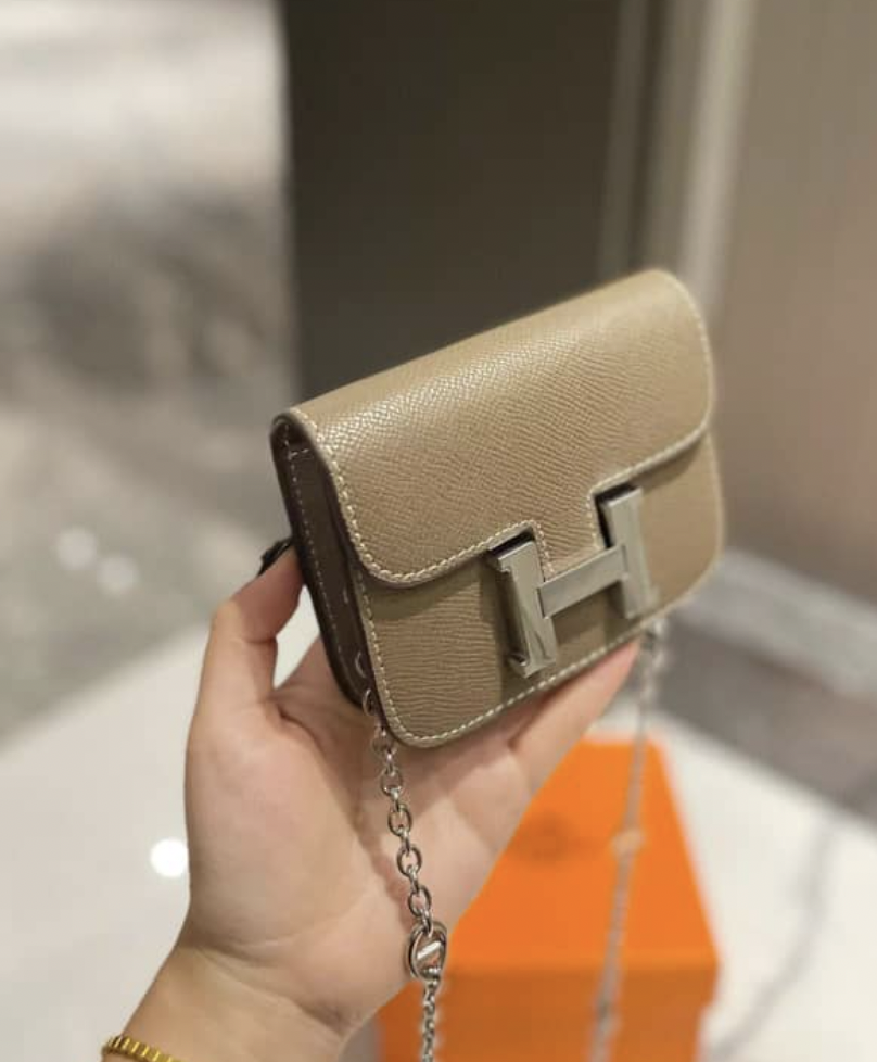 HM WALLETS CONSTANCE SLIM ETOUPE EPSOM 13CM