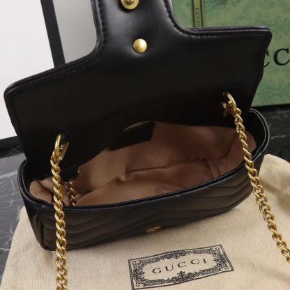 GG MARMONT MATELASSÉ SUPER MINI BAG 16.5CM 476433 DSVRT 1000