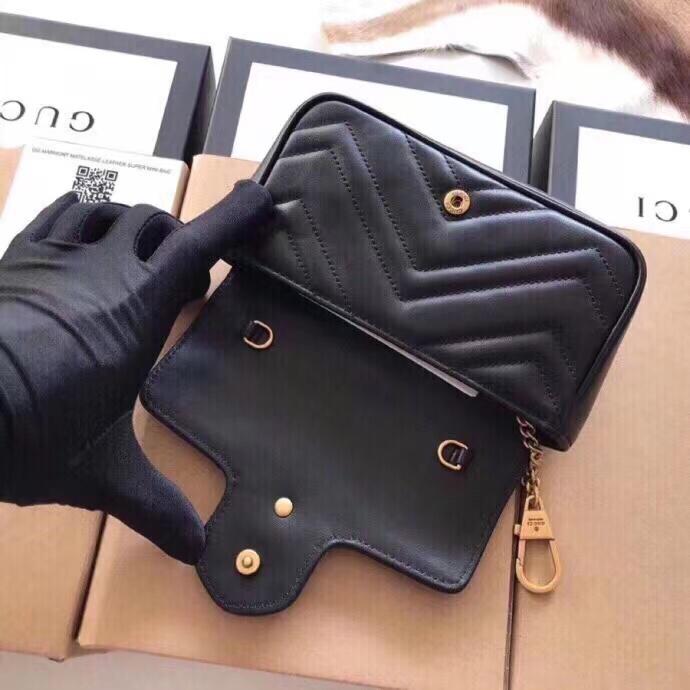 GG MARMONT MATELASSÉ SUPER MINI BAG 16.5CM 476433 DSVRT 1000