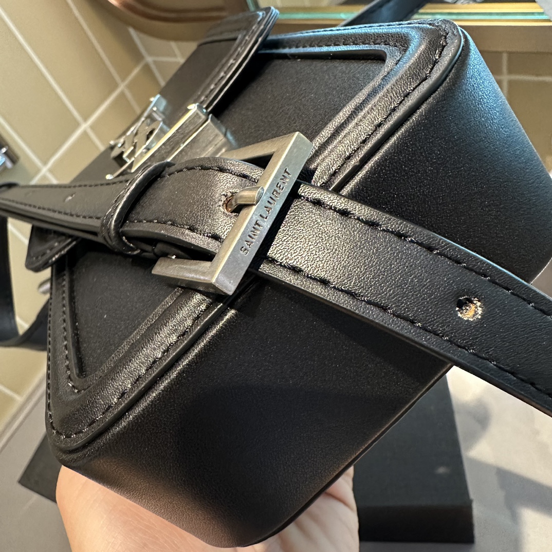 YSL SOLFERINO MINI BAG IN SMOOTH LEATHER BLACK 11CM 7539630SX0E1000