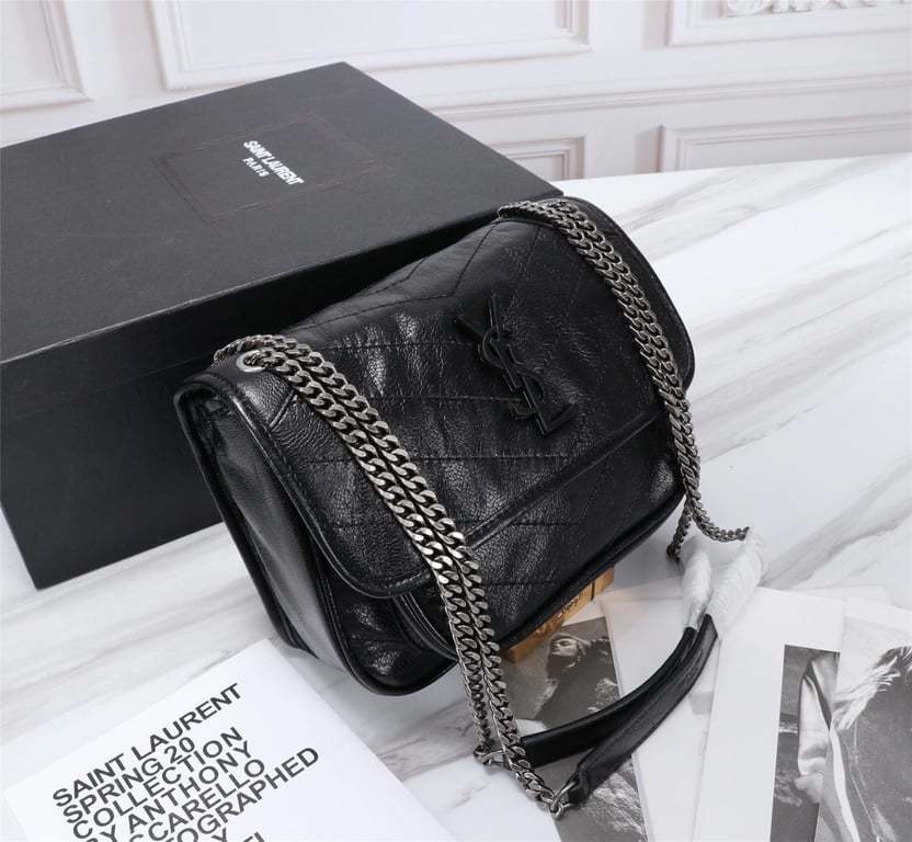 SAINT LAURENT NIKI BABY CHAIN BAG IN CRINKLED VINTAGE BLACK NOIR 21CM 6331600EN041000