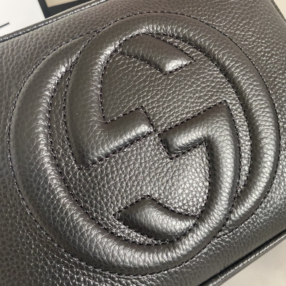 GG SOHO SMALL LEATHER DISCO BAG BLACK 308364 A7M0G 1000