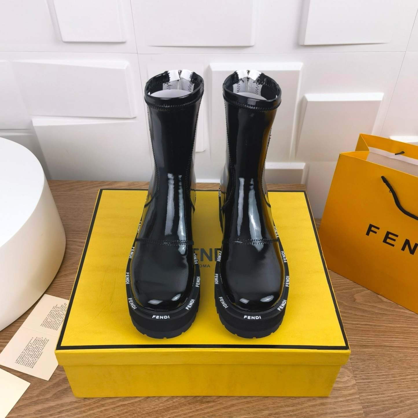 Luxury Shoes - FED - 702