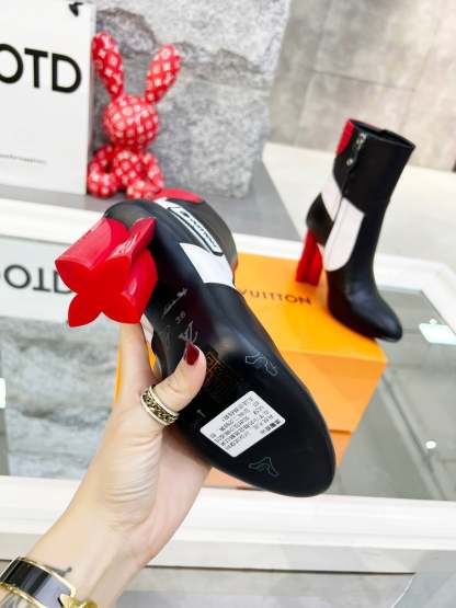 Luxury Shoes - LU-V - 510
