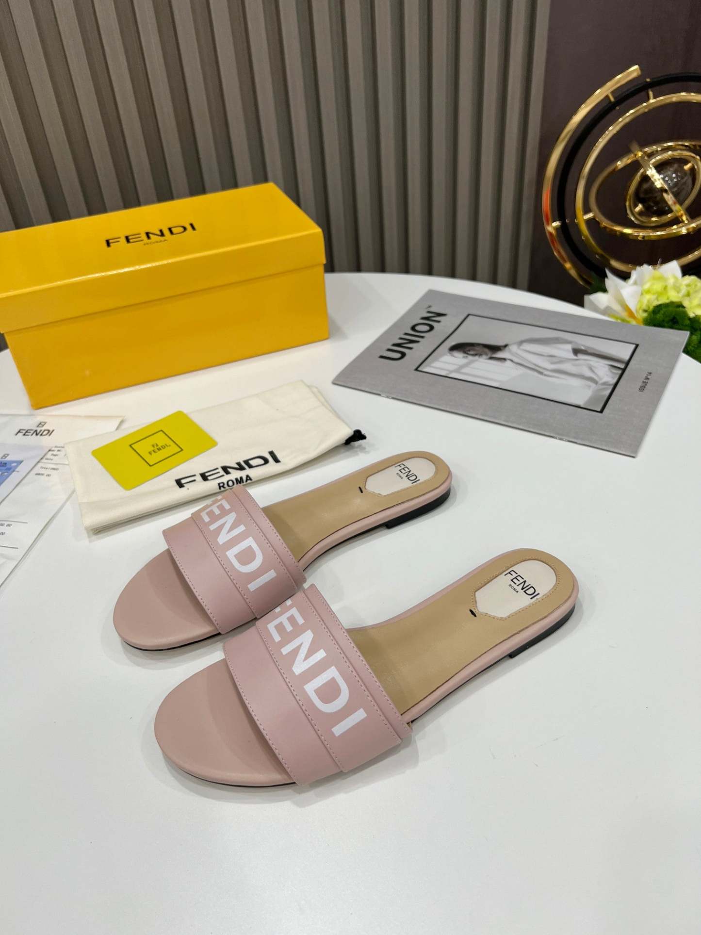 Luxury Shoes - FED - 643
