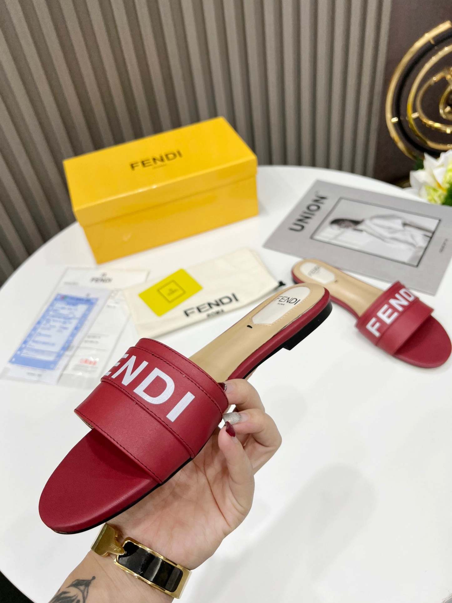 Luxury Shoes - FED - 647