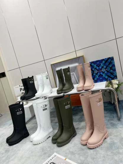 Luxury Shoes - LU-V - 620