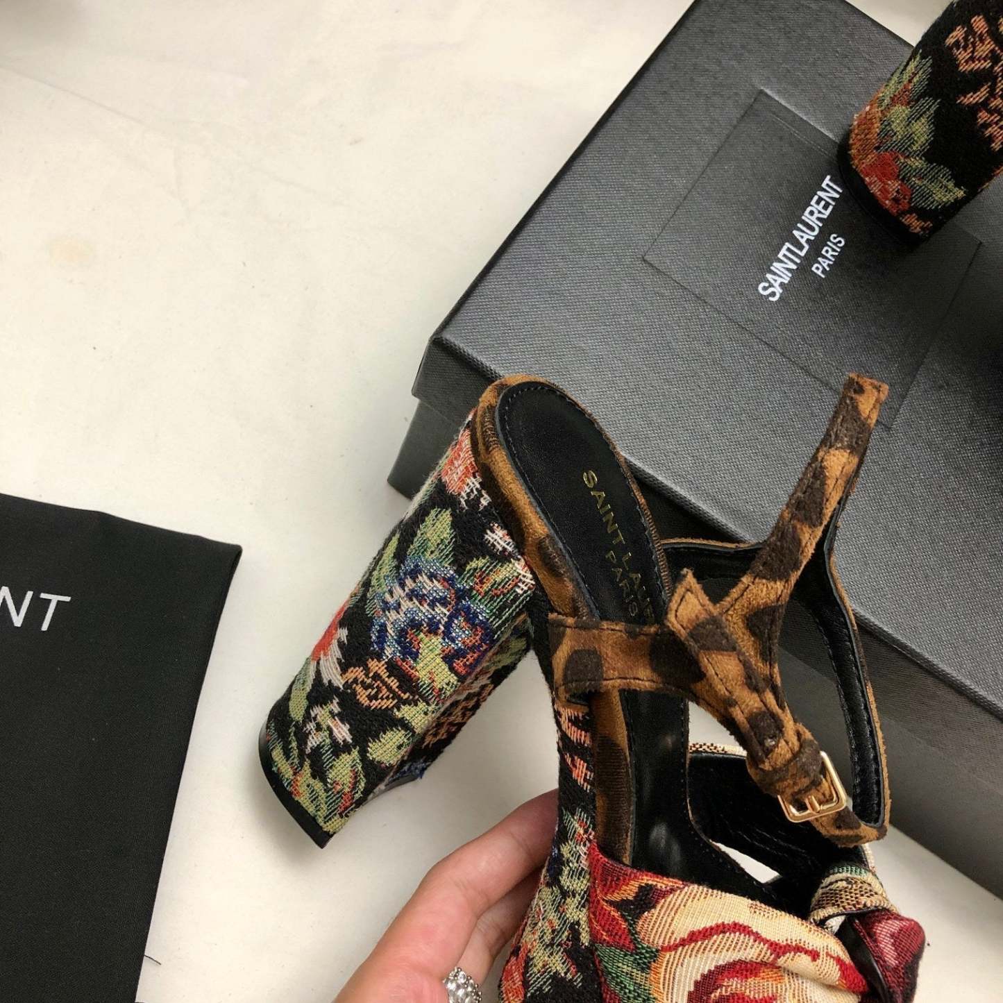 Luxury Shoes Sandals - SL - 490