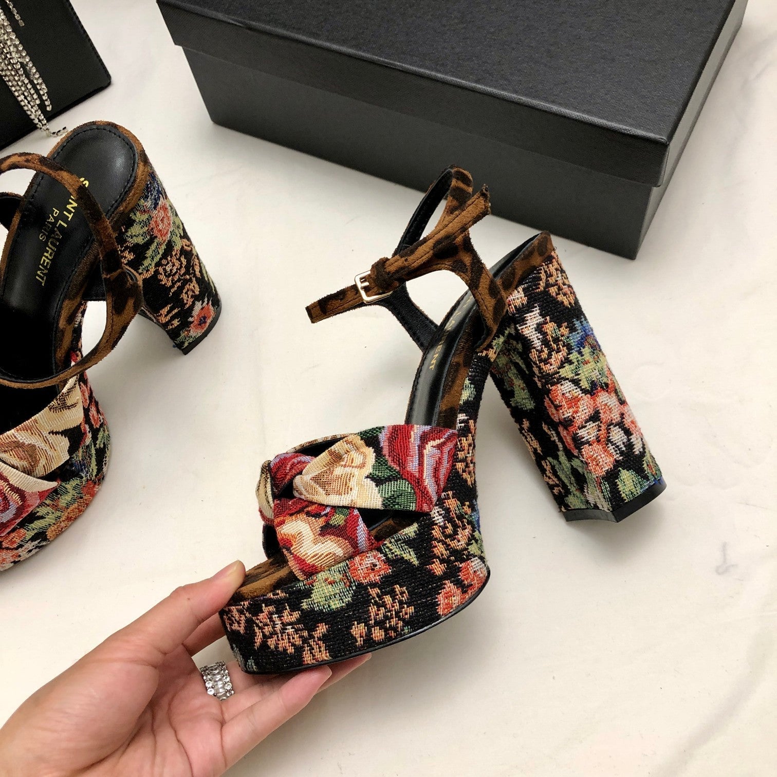 Luxury Shoes Sandals - SL - 490