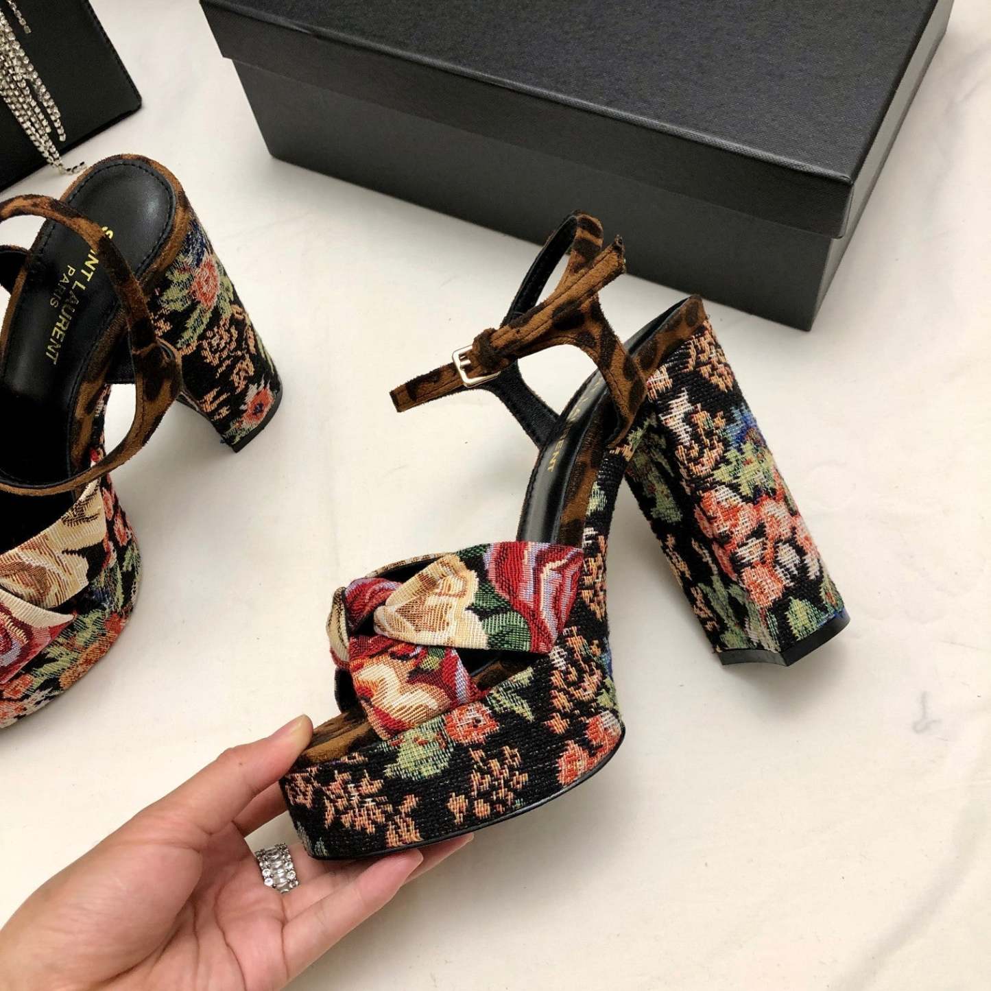 Luxury Shoes Sandals - SL - 490