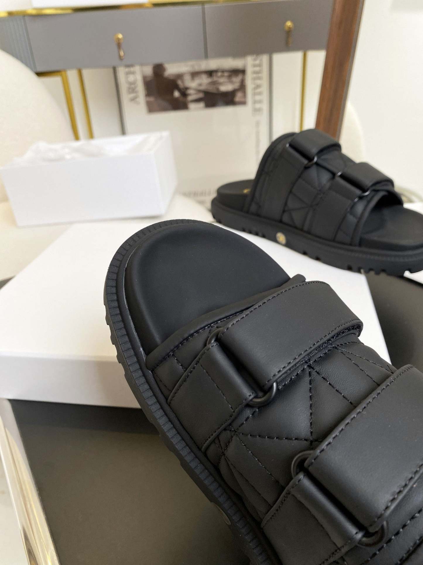 Luxury Shoes - DIR - 1212