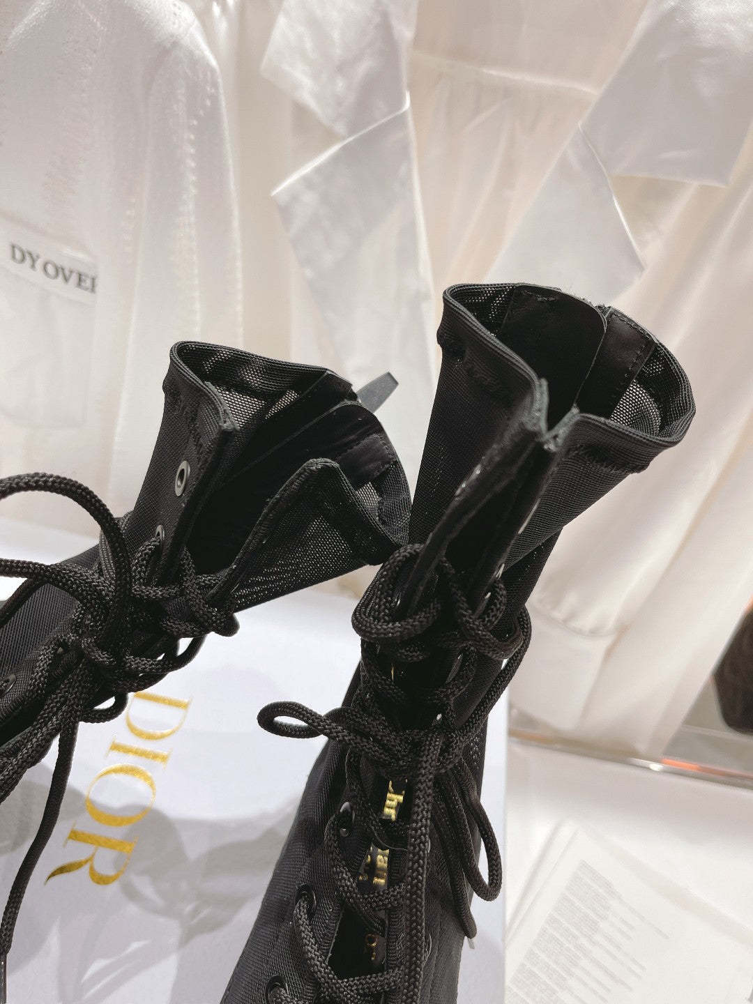 Luxury Shoes - DIR - 1050