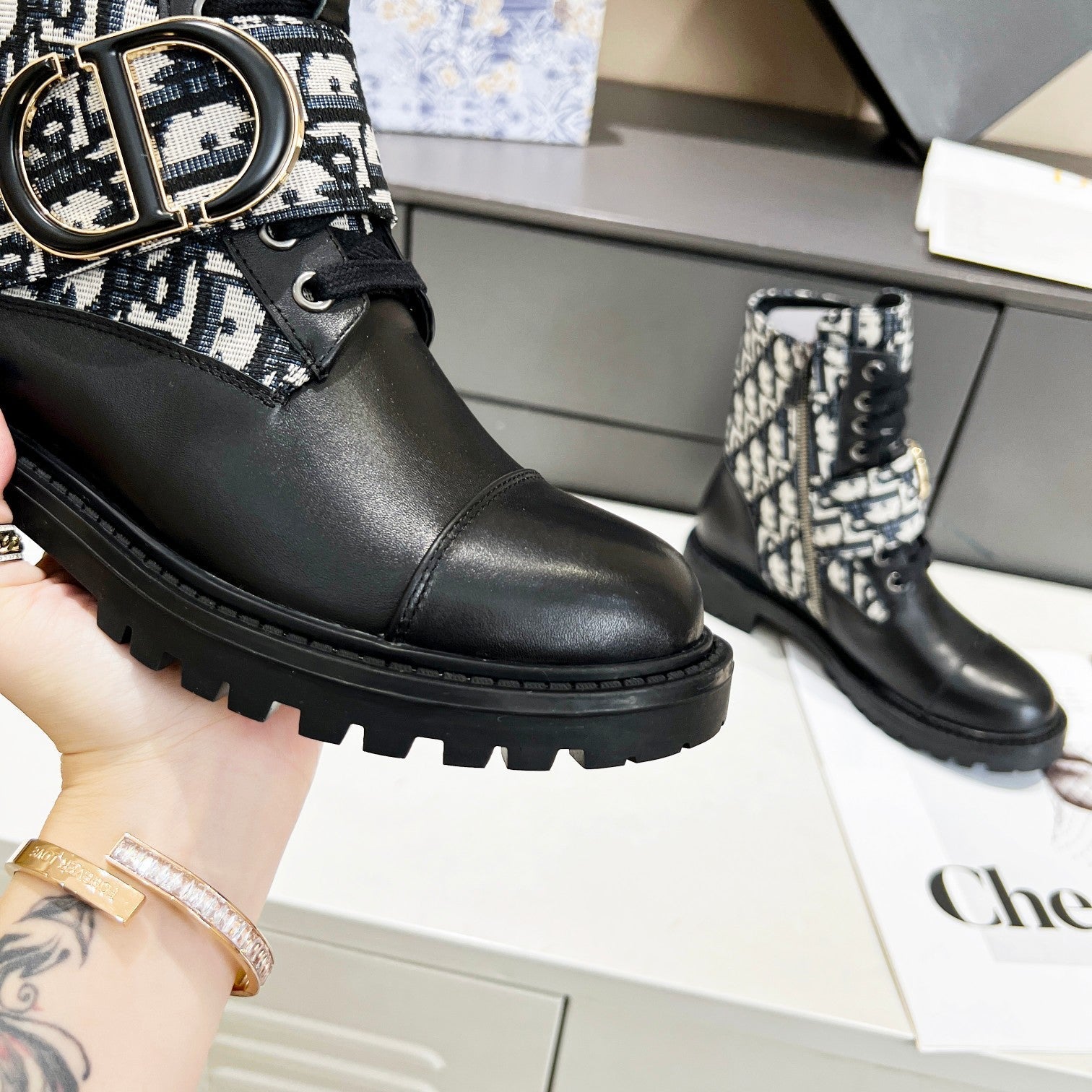Luxury Shoes - DIR - 803