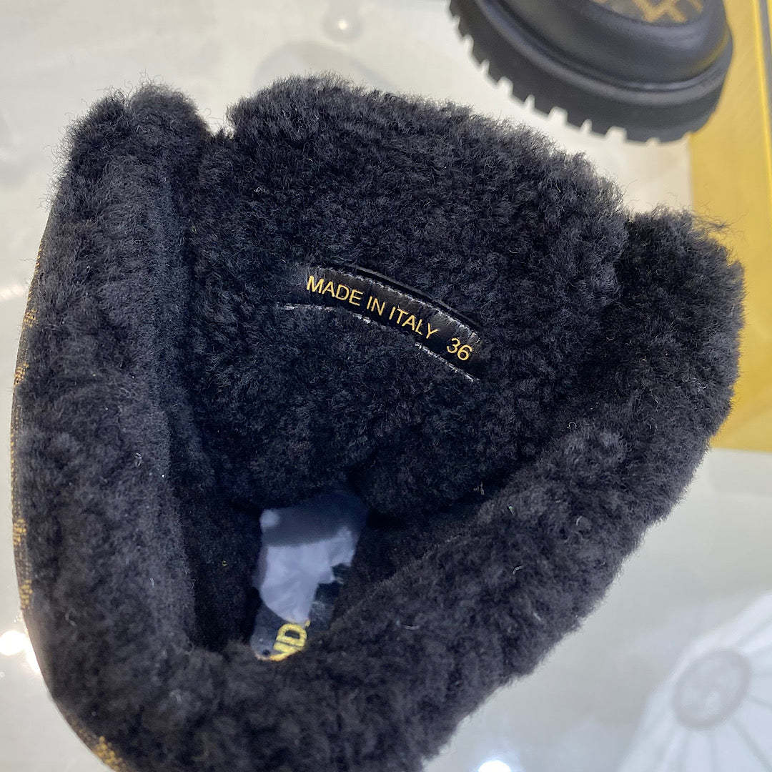 Luxury Shoes - FED - 335