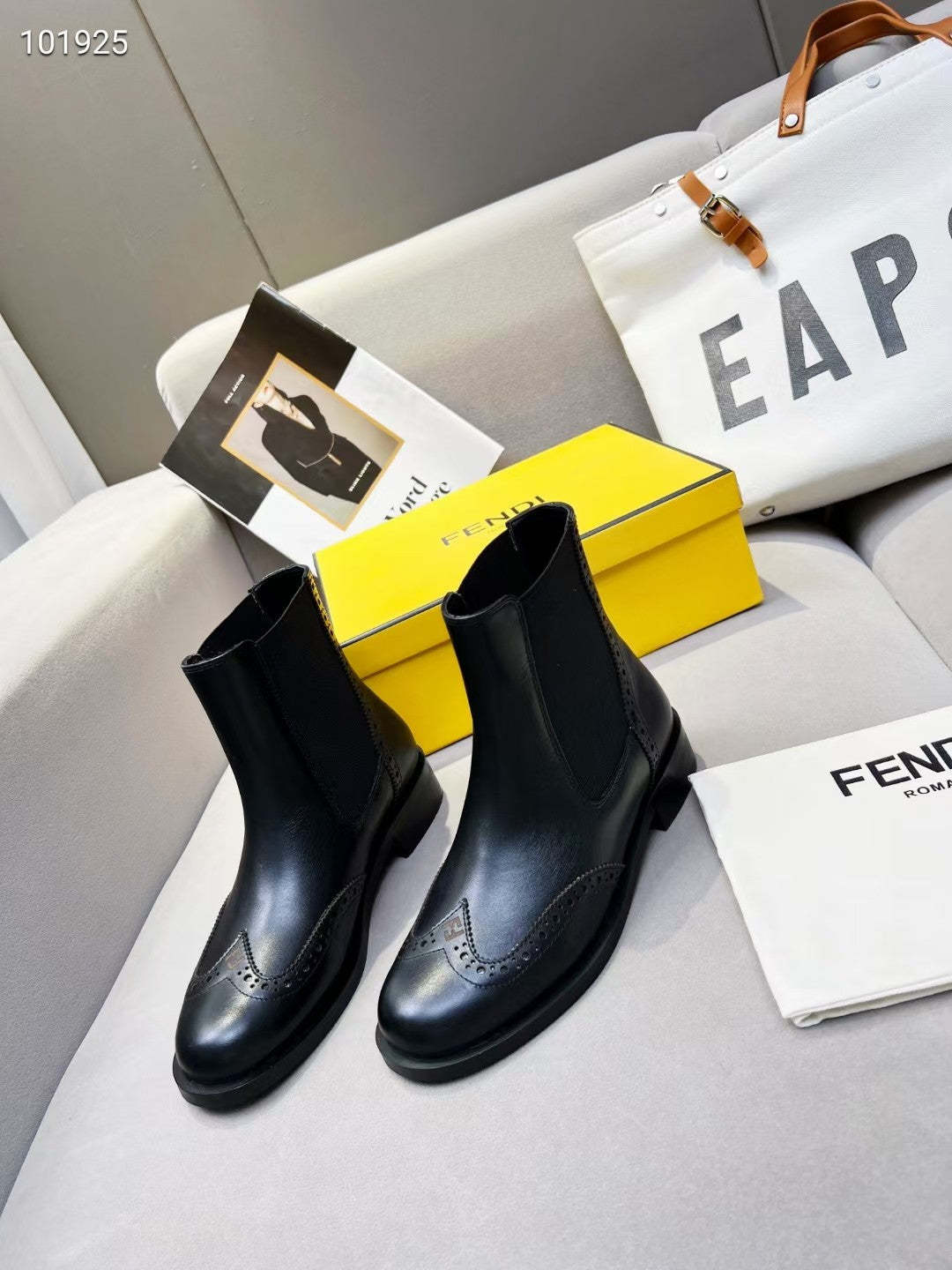 Luxury Shoes - FED - 314