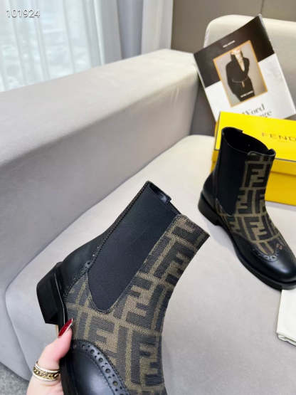 Luxury Shoes - FED - 315