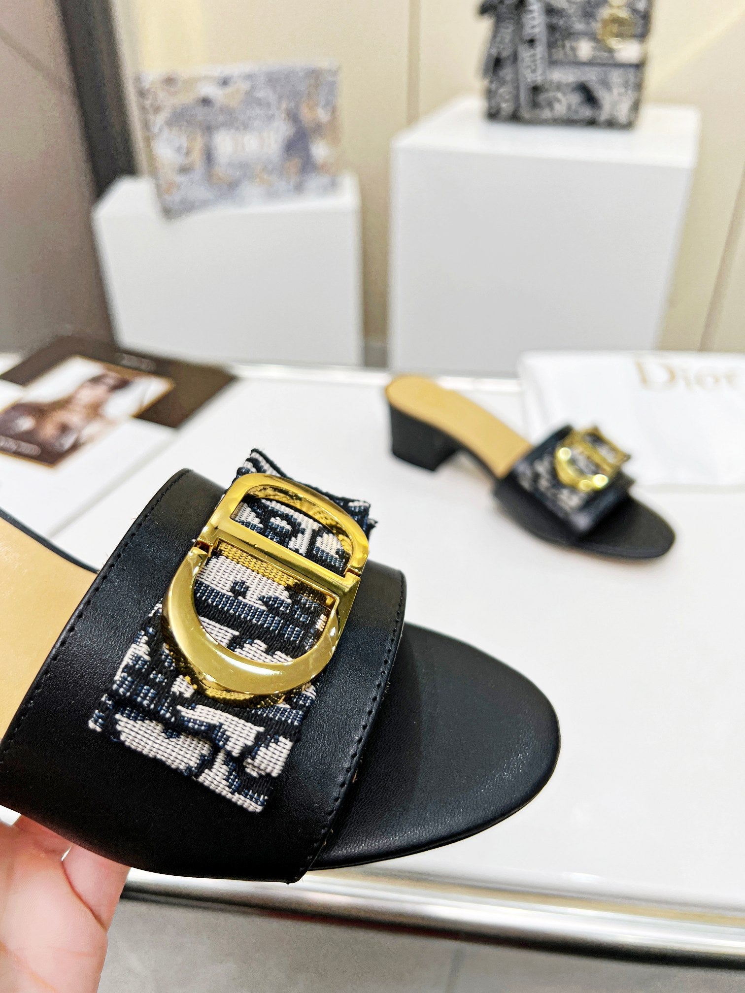 Luxury Shoes - DIR - 618