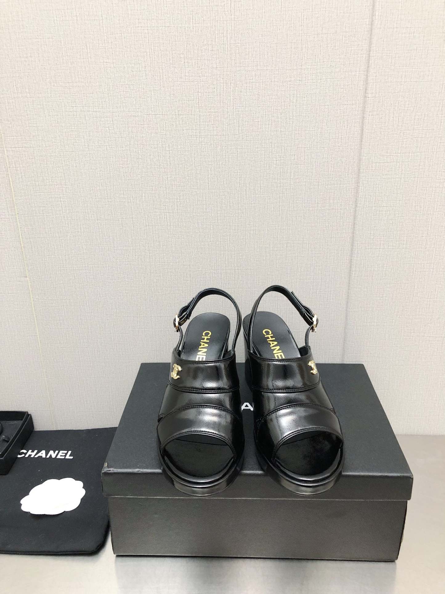Luxury Shoes Sandals - CHL - 144