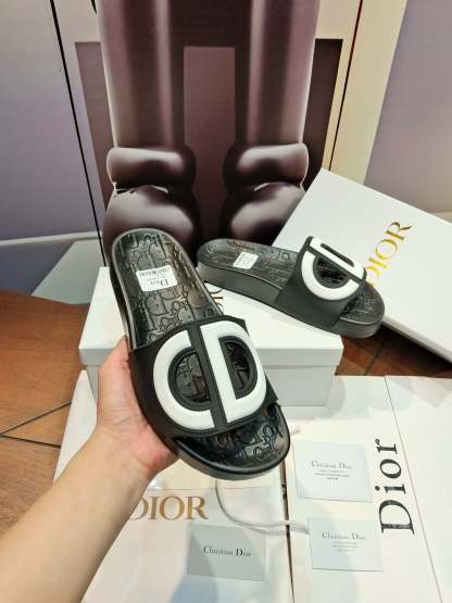 Luxury Shoes - DIR - 082
