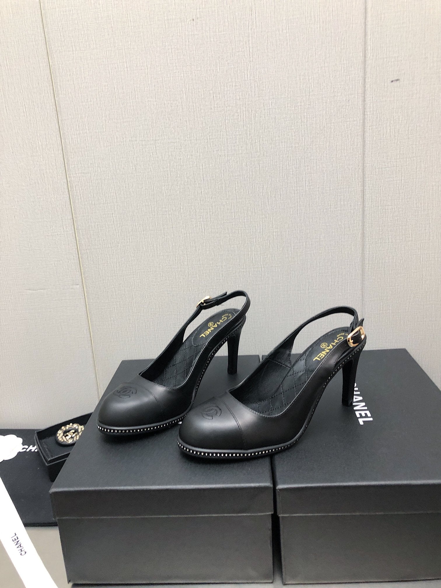 Luxury Shoes Sandals - CHL - 059