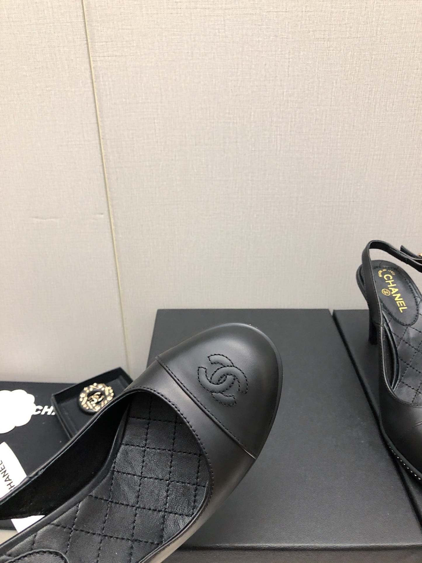 Luxury Shoes Sandals - CHL - 059