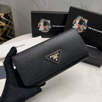 PR SAFFIANO LUX LEATHER FLAP CONTINENTAL BLACK WALLET 19CM