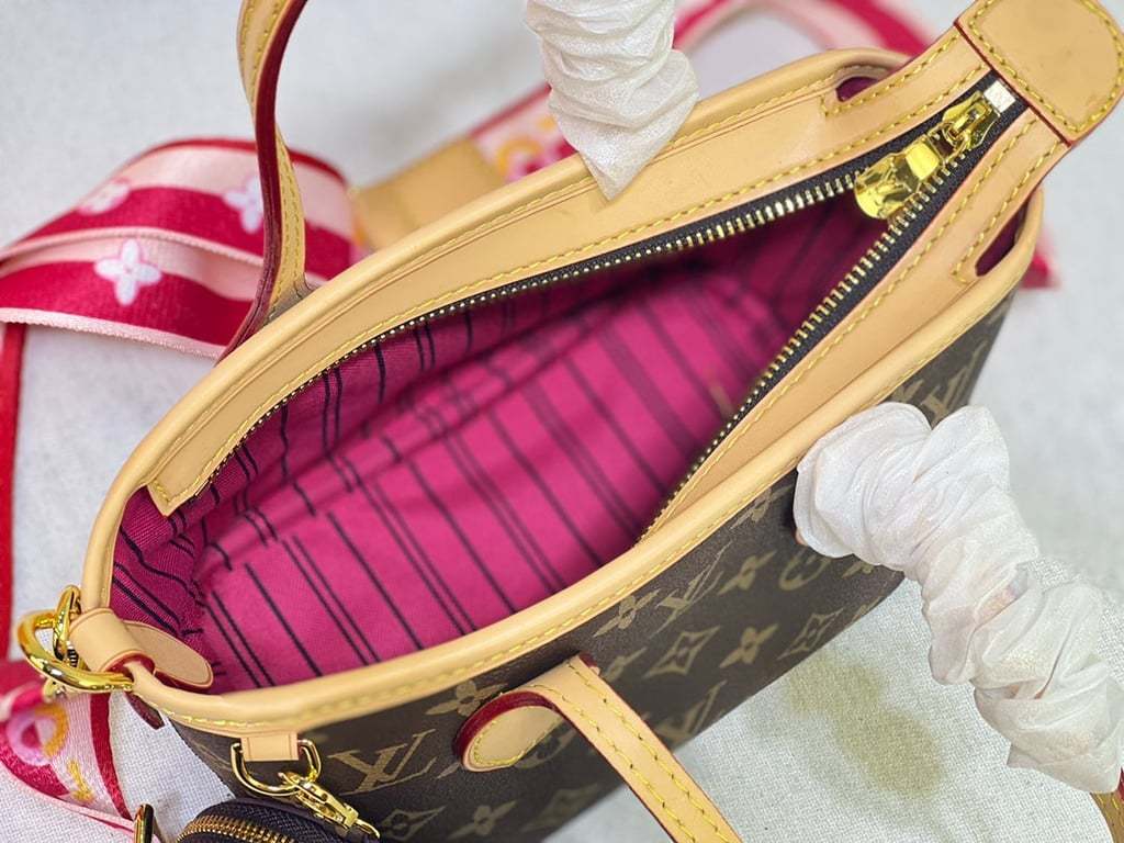 LUV NEVERFULL BB PINK PEONY 24CM M46786