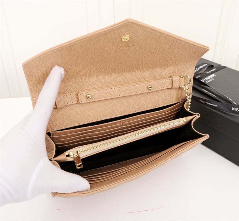 SAINT LAURENT CASSANDRE MATELASSE CHAIN WALLET IN GRAIN DE POUDRE EMBOSSED BEIGE 22CM