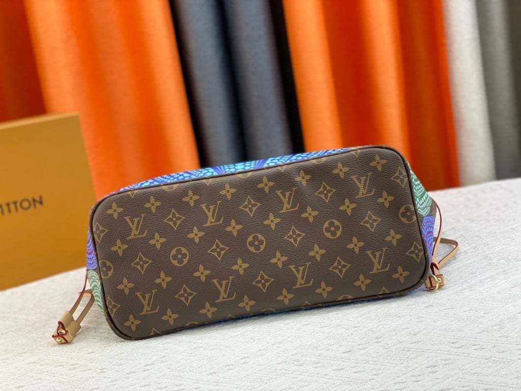 LUV x YAYOI KUSAMA 31CM GREEN BLUE AND PURPLE MM NEVERFULL