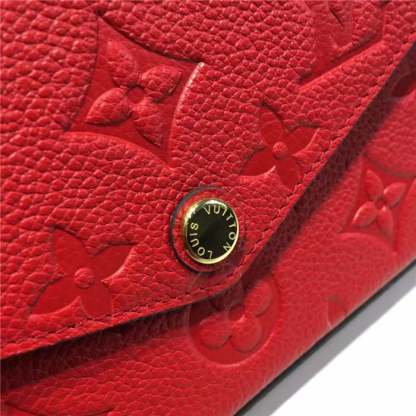 LUV FÉLICIE POCHETTE SCARLET RED
