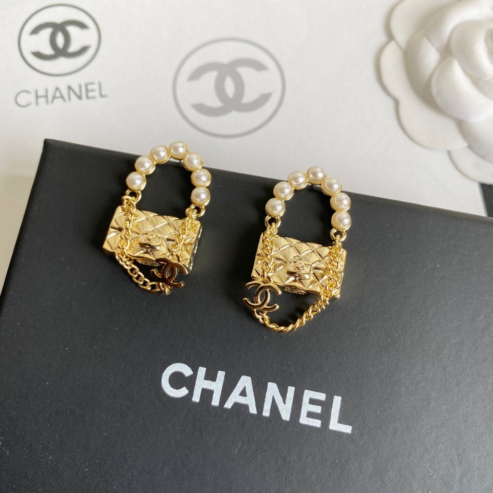 CC LOCK GOLD EARRINGS