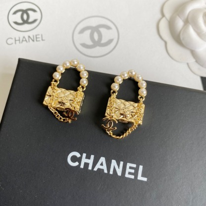 CC LOCK GOLD EARRINGS