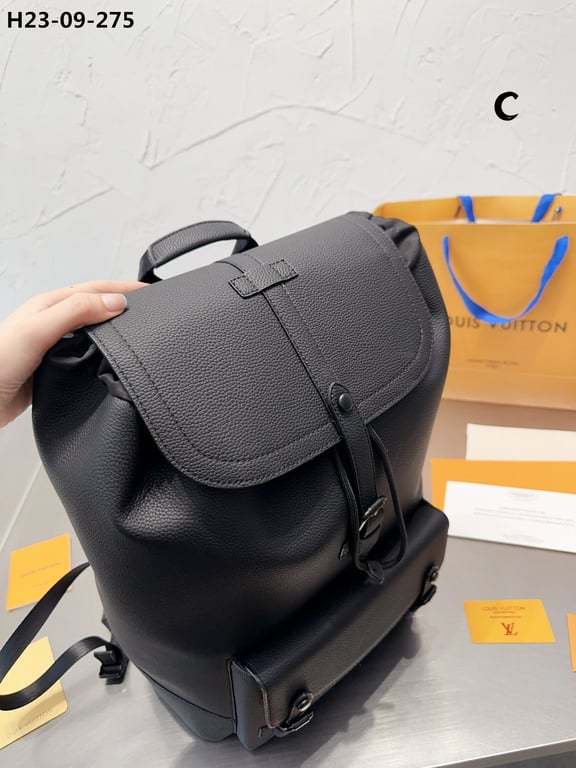 LUV CHRISTOPHER SLIM BACKPACK RUCKSACK TAURILLON LEATHER BLACK 40CM M58644