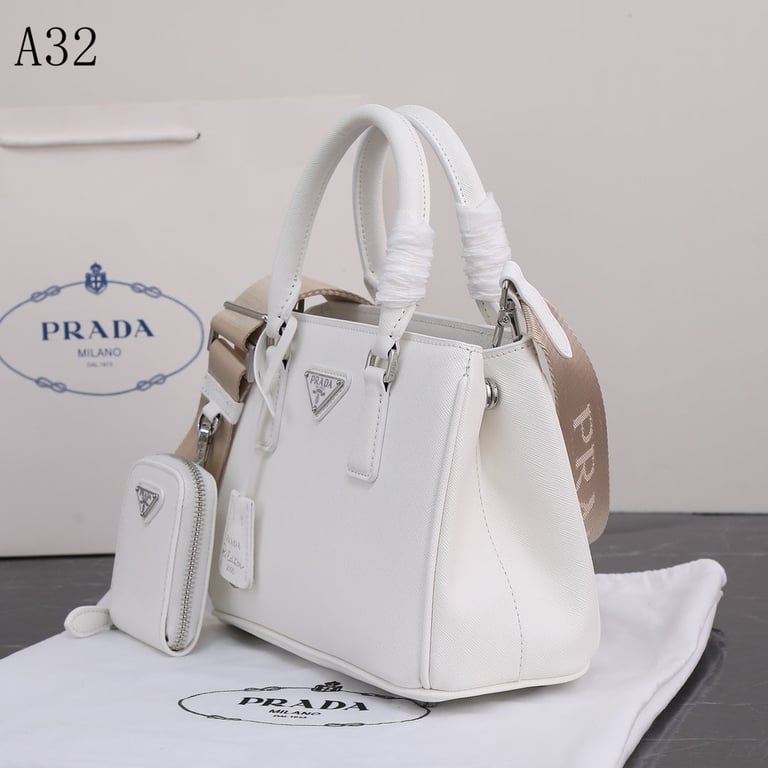 PR 23CM SMALL WHITE LEATHER GALLERIA SAFFIANO BAG