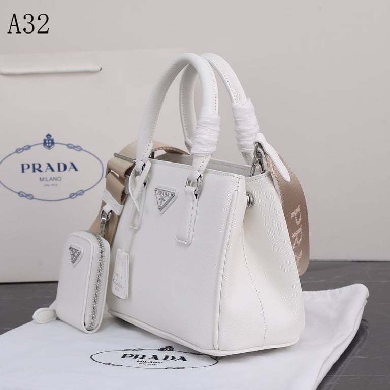 PR 23CM SMALL WHITE LEATHER GALLERIA SAFFIANO BAG