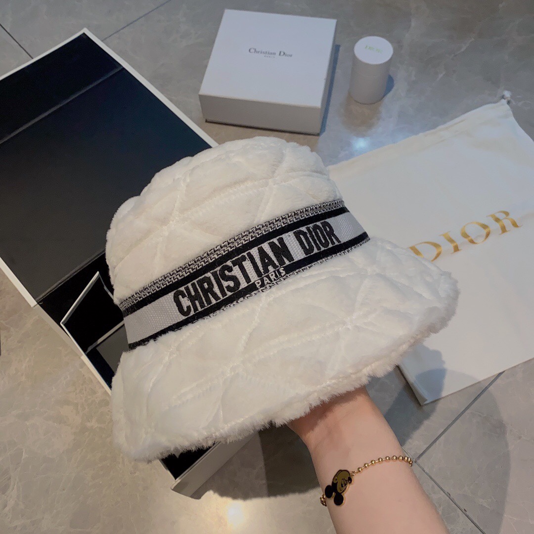 DOR D-BOBBY CANNAGE SMALL BRIM BUCKET HAT WHITE