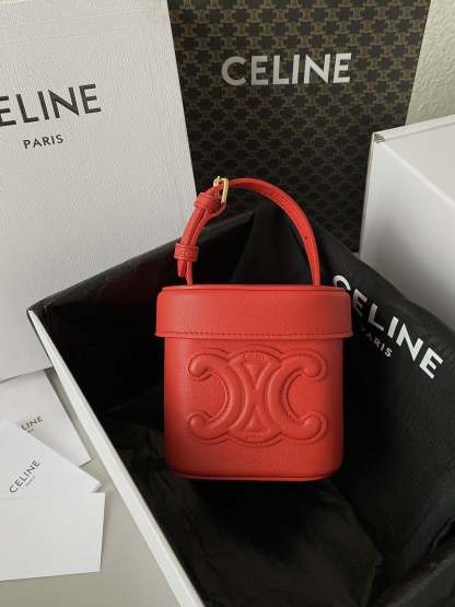 CE Small Box Cuir Triomphe Red For Women 4in/11cm 199263EFB.27BR