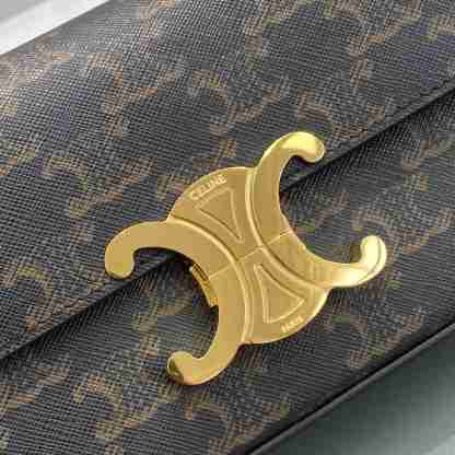 CE CHAIN SHOULDER BAG TRIOMPHE IN TRIOMPHE CANVAS TAN 197992DQW04LU