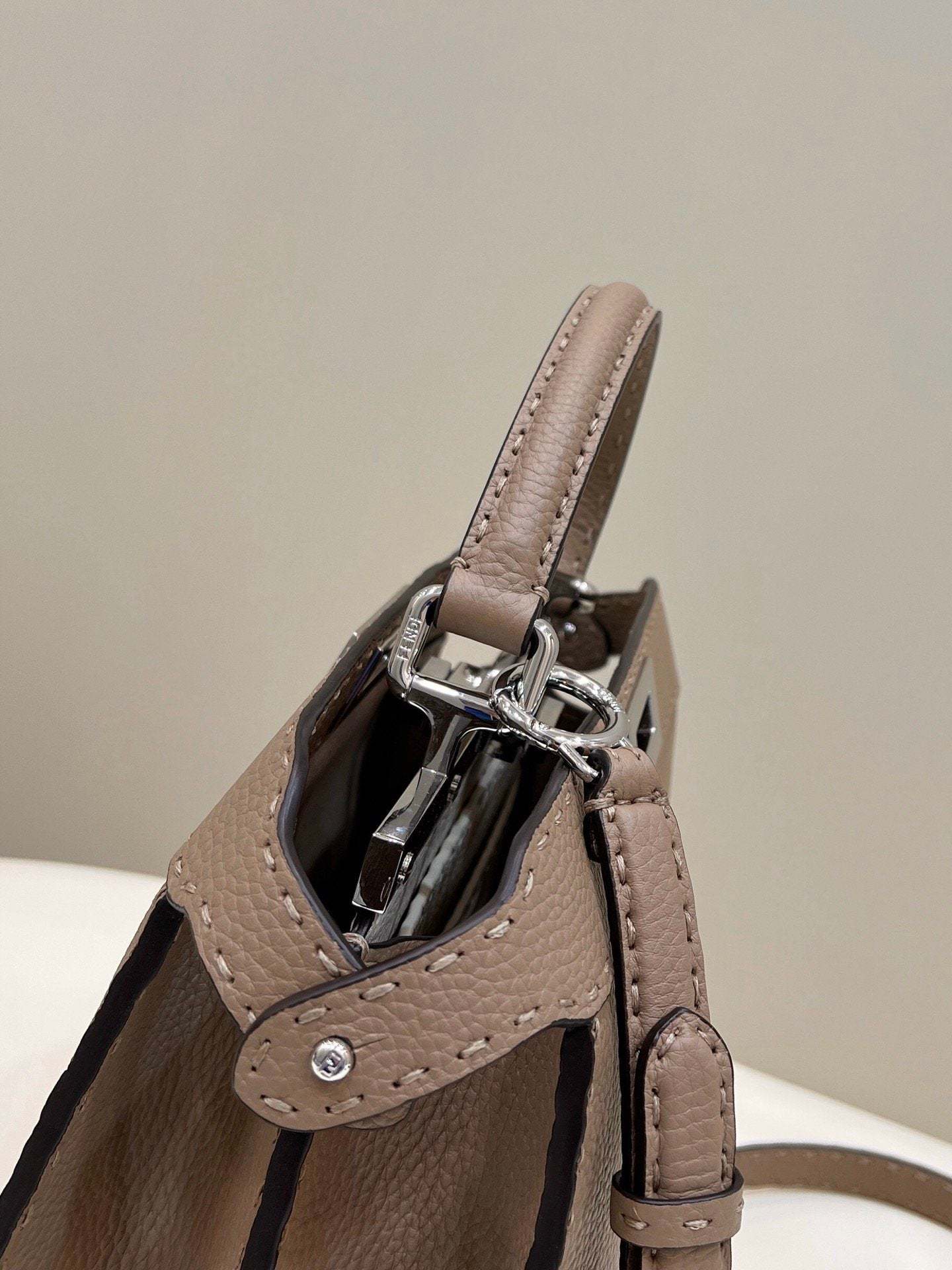 FI Peekaboo ISeeU Medium Brown For Women, Women’s Handbags, Shoulder Bags 13.1in/33.5cm FF