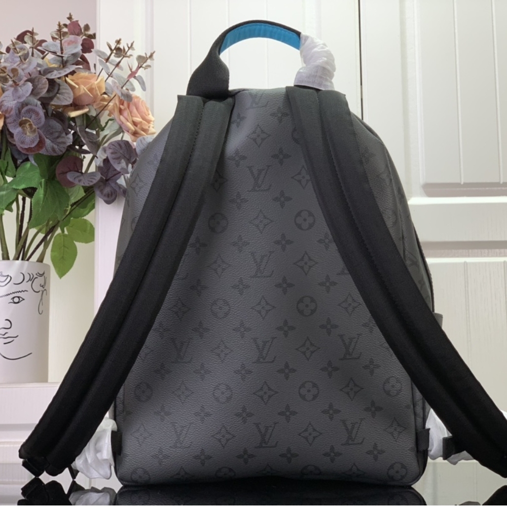 LV DISCOVERY BACKPACK PM MONOGRAM ECLIPSE REVERSE 29CM M11641