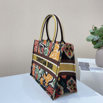 DI Medium Book Tote Yellow Multicolor , For Women, Women’s Handbags 14in/36cm CD